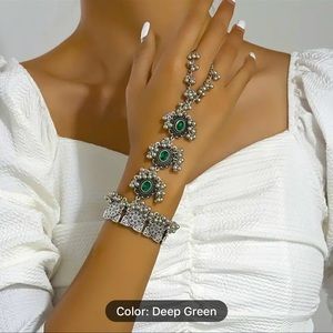 New Bracelet Eye-Catching Jhumka Style